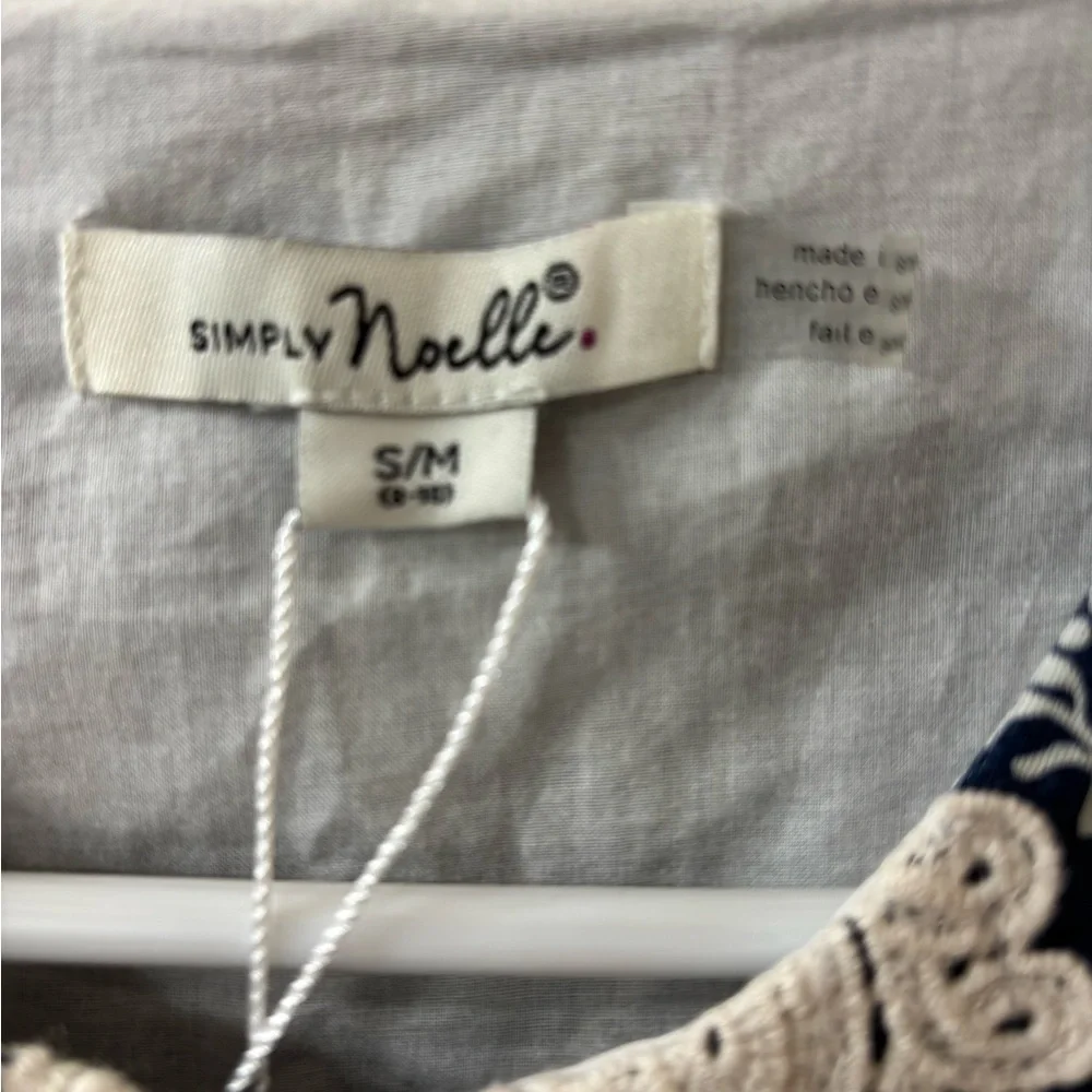 Simply Noelle Navy and Cream Lace Dress - Picture 2 of 5